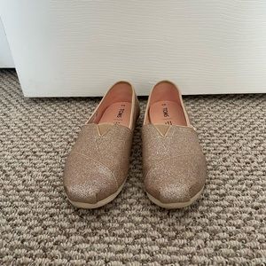 TOMS sparkle flats, 9